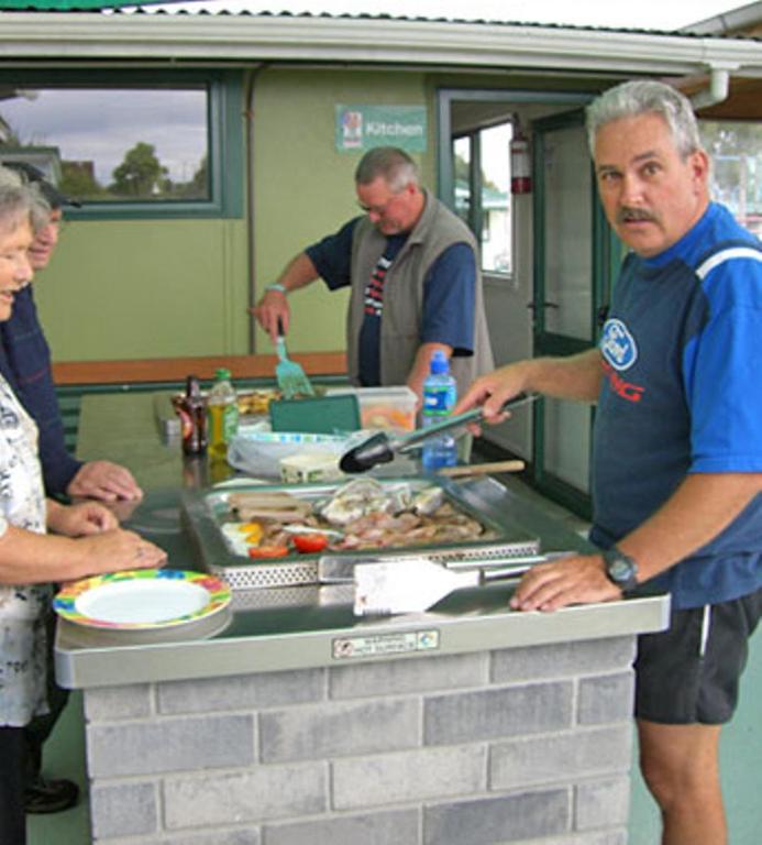 Omokoroa Kiwi Holiday Park Тауранга Екстериор снимка